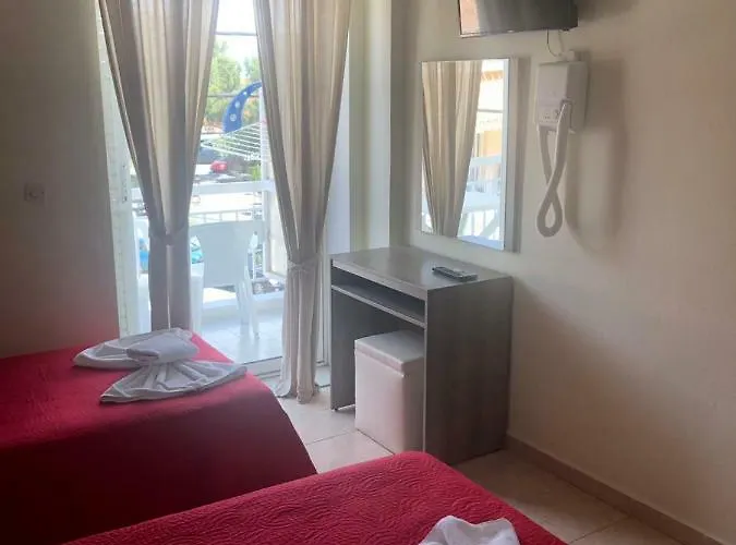 Simotel Ermis هانيوتي