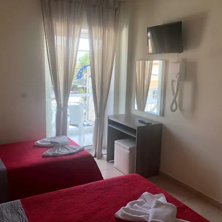 فندق Simotel Ermis