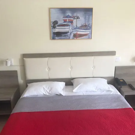 Simotel Ermis هانيوتي