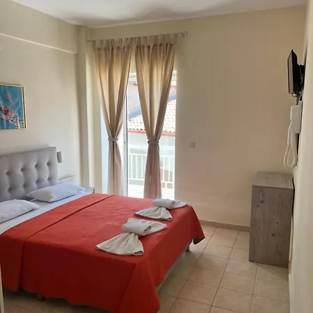 Simotel Ermis Hotell 3*